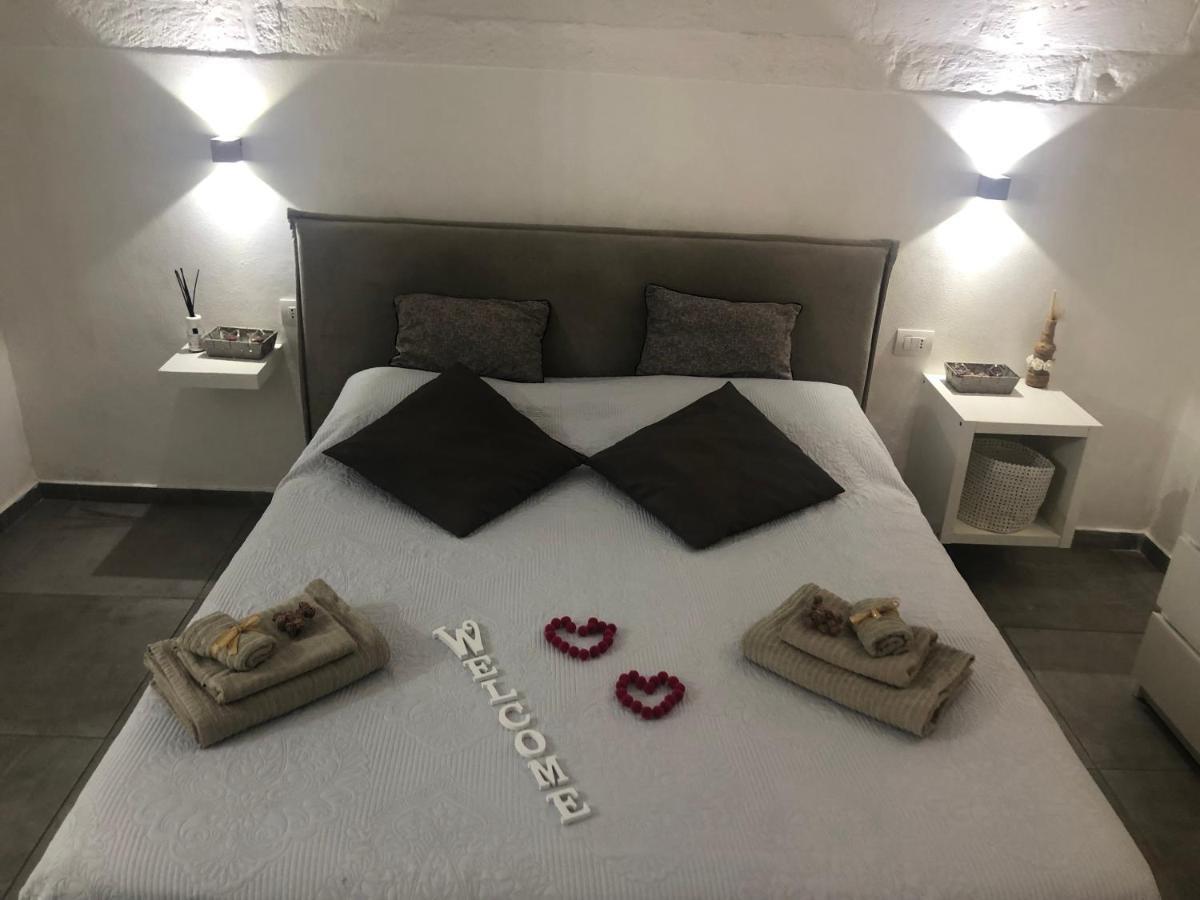 Casa Vacanze Antiche Mura E Poi Монополи Экстерьер фото
